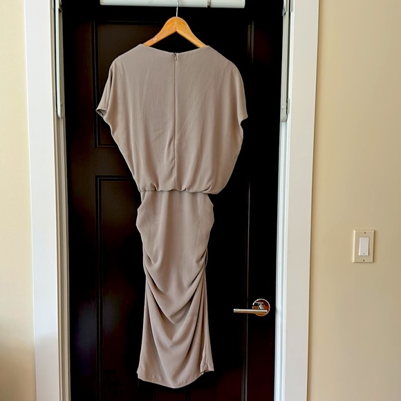 Judith & Charles Mid-Length Dress | Size 2 | Unique Draping and Ruching - Picture 2 of 4